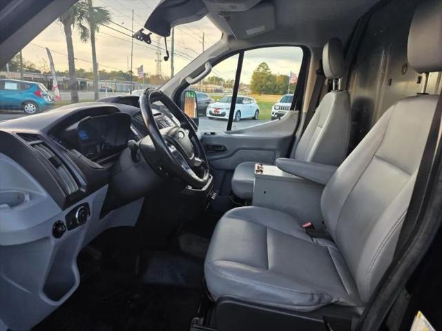 2017 Ford Transit w/Sliding Side Door w/RWB