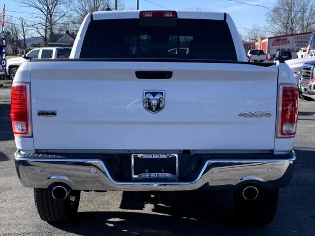 2017 Ram 1500 Laramie Crew Cab 4x4 5'7" Box
