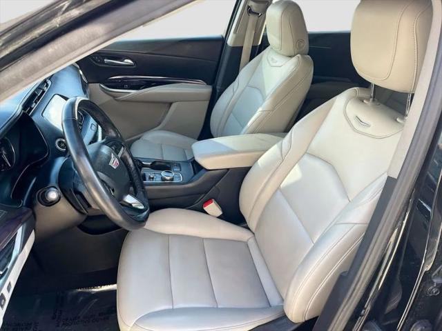2023 Cadillac XT4 Luxury