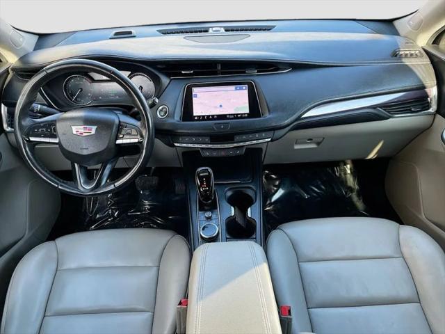 2023 Cadillac XT4 Luxury