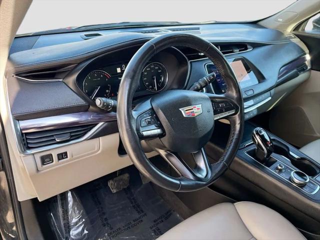 2023 Cadillac XT4 Luxury