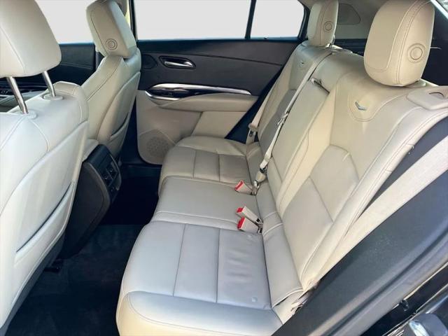 2023 Cadillac XT4 Luxury