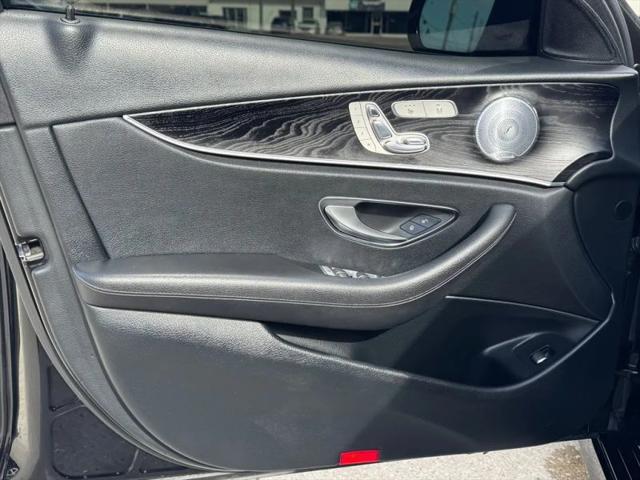 2017 Mercedes-Benz E-CLASS E 300 E 300