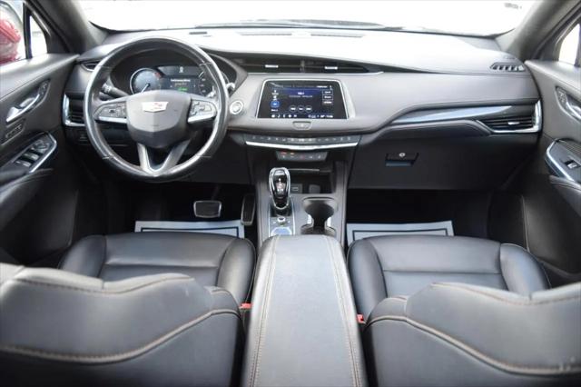 2023 Cadillac XT4 AWD Sport