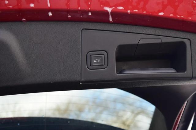 2023 Cadillac XT4 AWD Sport