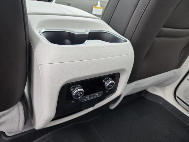 2026 GMC Acadia Denali FWD