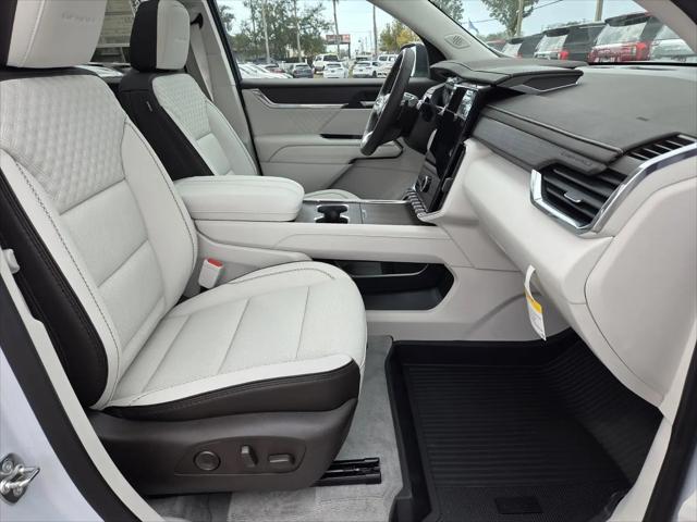 2026 GMC Acadia Denali FWD