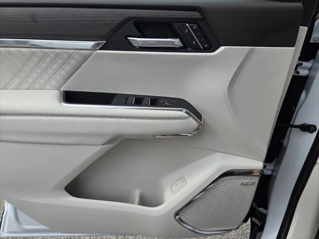 2026 GMC Acadia Denali FWD