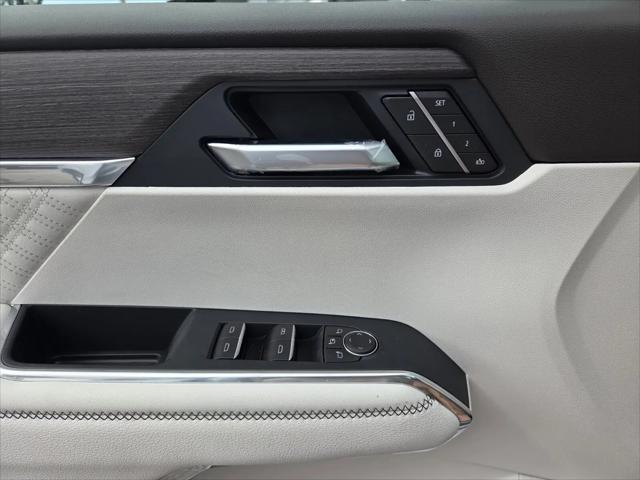 2026 GMC Acadia Denali FWD