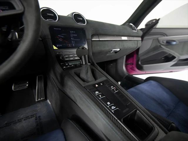 2025 Porsche 718 Cayman GT4 RS