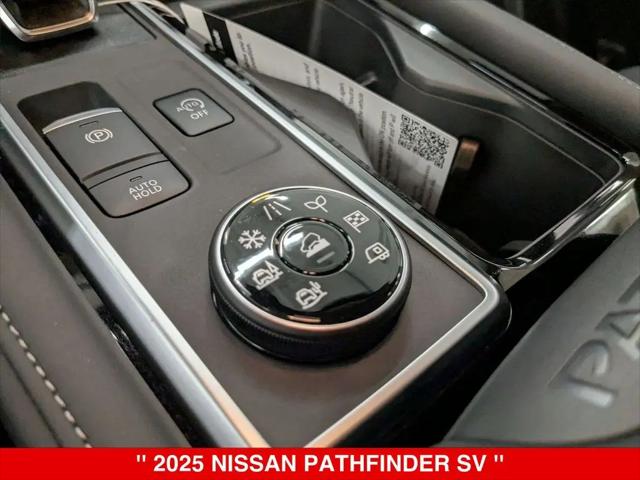 2025 Nissan Pathfinder SV 4WD