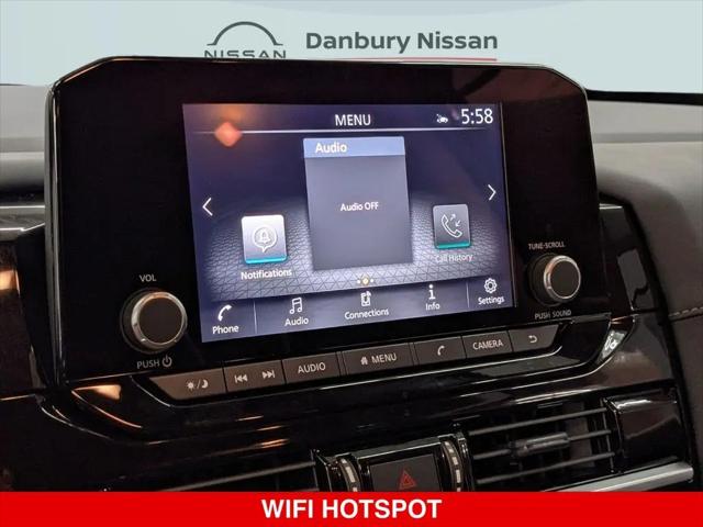 2025 Nissan Pathfinder SV 4WD
