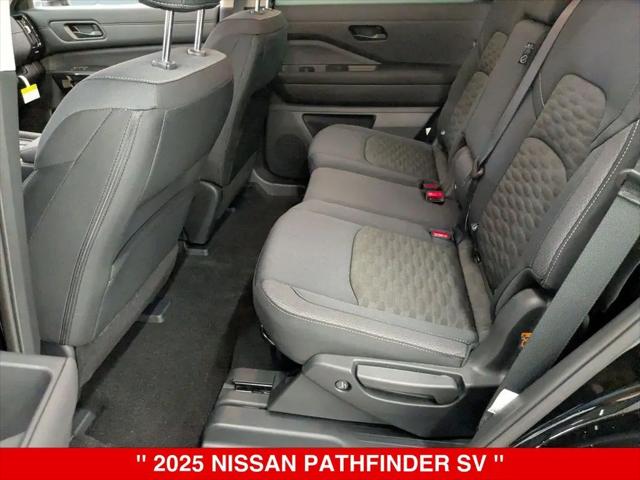 2025 Nissan Pathfinder SV 4WD