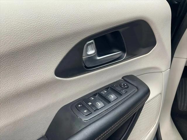 2020 Chrysler Pacifica Touring