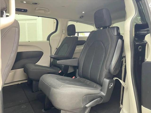 2020 Chrysler Pacifica Touring