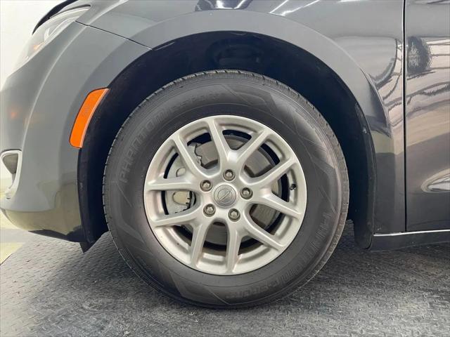 2020 Chrysler Pacifica Touring