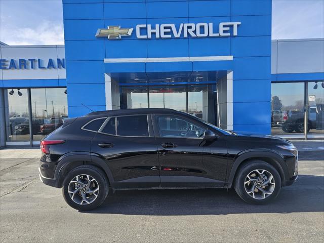 2025 Chevrolet Trax FWD LT