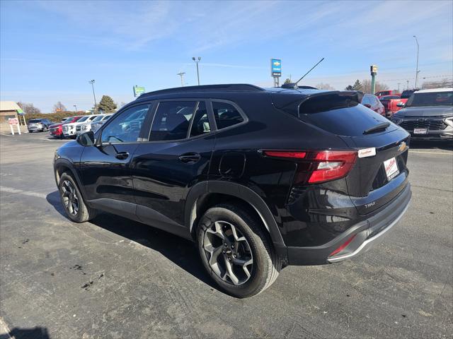2025 Chevrolet Trax FWD LT