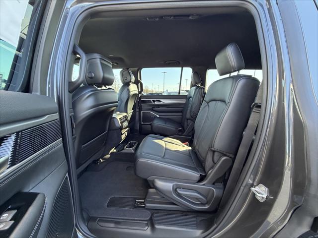 2026 Jeep Grand Wagoneer Limited Altitude 4x4