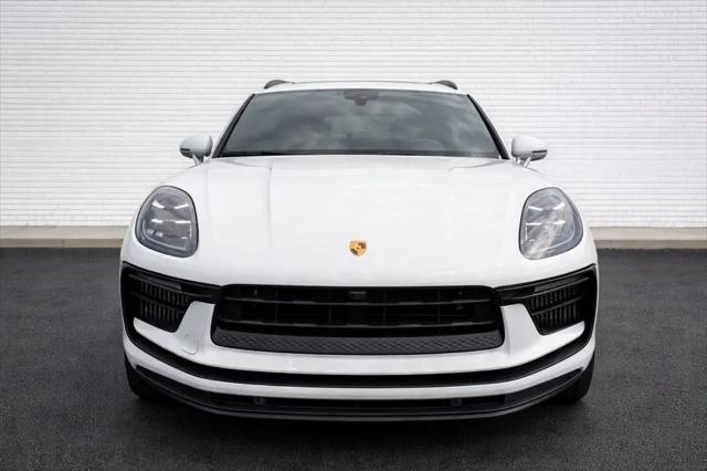 2022 Porsche Macan S