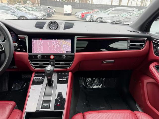 2022 Porsche Macan S