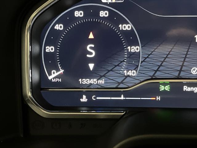 2025 GMC Sierra 3500HD Crew Cab, Standard Bed, AT4, 4WD