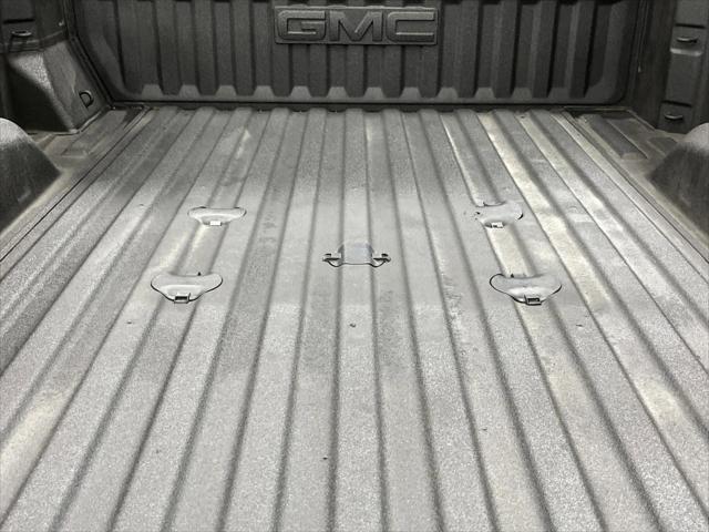 2025 GMC Sierra 3500HD Crew Cab, Standard Bed, AT4, 4WD