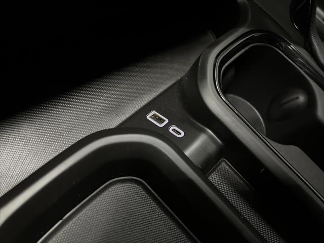 2025 GMC Sierra 3500HD Crew Cab, Standard Bed, AT4, 4WD