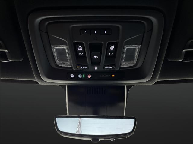 2025 GMC Sierra 3500HD Crew Cab, Standard Bed, AT4, 4WD