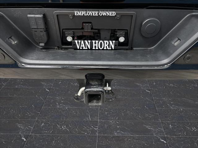 2025 GMC Sierra 3500HD Crew Cab, Standard Bed, AT4, 4WD