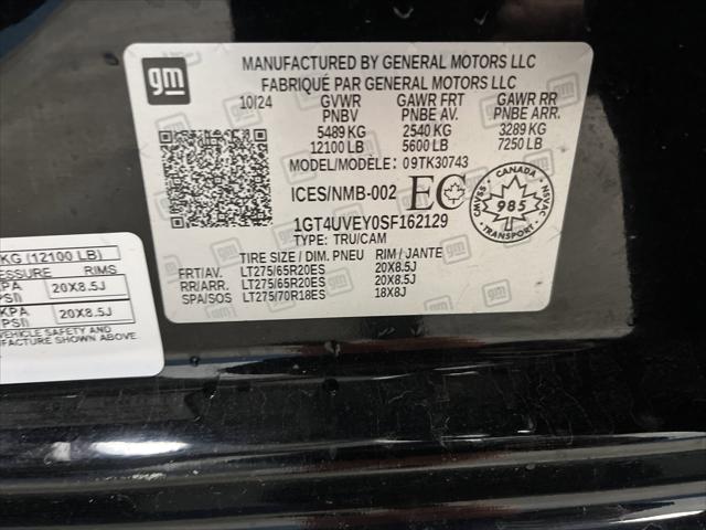 2025 GMC Sierra 3500HD Crew Cab, Standard Bed, AT4, 4WD