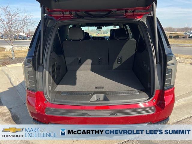 2026 Chevrolet Suburban RST, 4WD