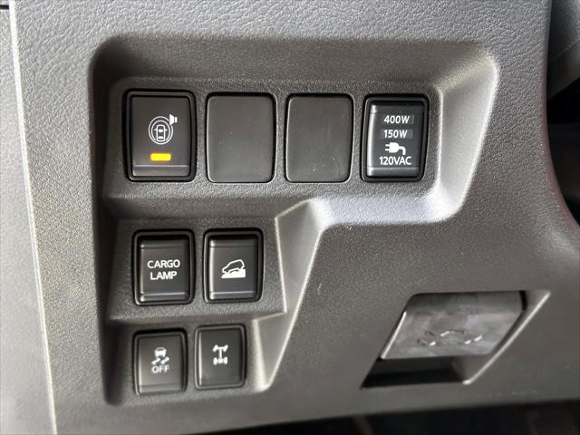 2025 Nissan Frontier Crew Cab PRO-4X 4x4 [18]