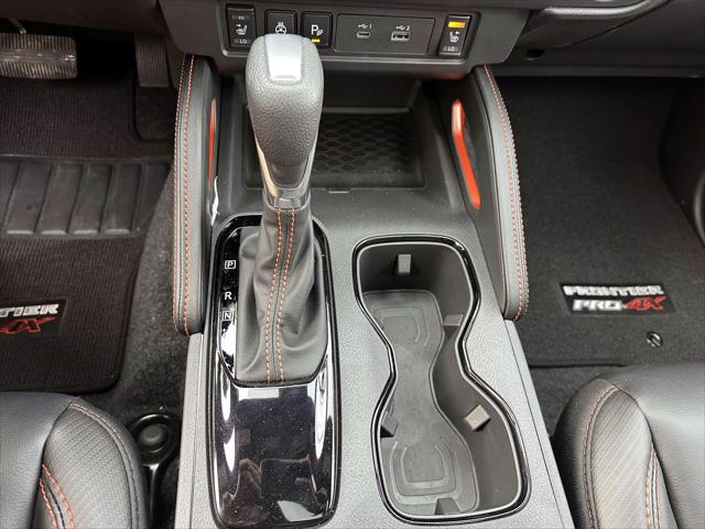 2025 Nissan Frontier Crew Cab PRO-4X 4x4 [23]