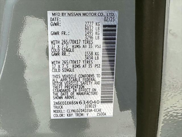 2025 Nissan Frontier Crew Cab PRO-4X 4x4 [31]