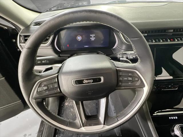 2023 Jeep Grand Cherokee Laredo 4x4