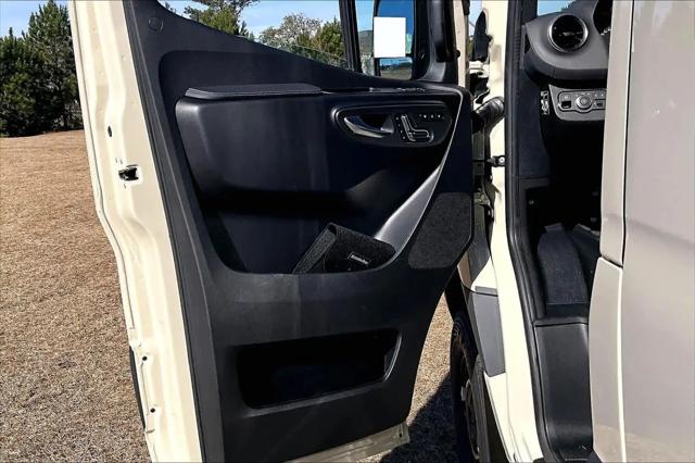 2026 Mercedes-Benz Sprinter 2500 Standard Roof 4-Cyl Diesel HO