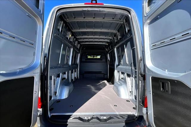 2026 Mercedes-Benz Sprinter 2500 Standard Roof 4-Cyl Diesel HO