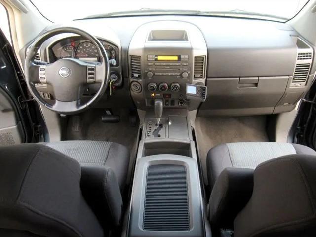 2005 Nissan Titan SE
