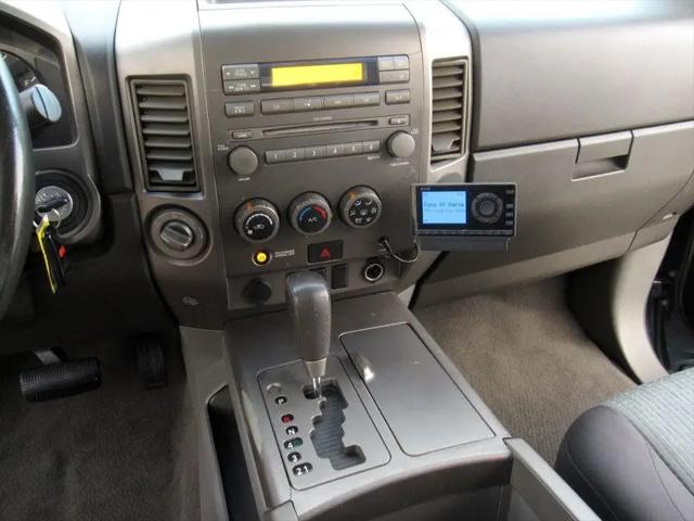 2005 Nissan Titan SE