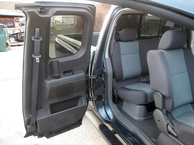 2005 Nissan Titan SE