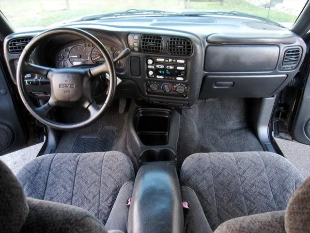 2002 GMC Sonoma SLS