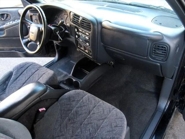 2002 GMC Sonoma SLS