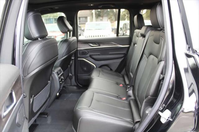 2026 Jeep Grand Cherokee Limited 4x2