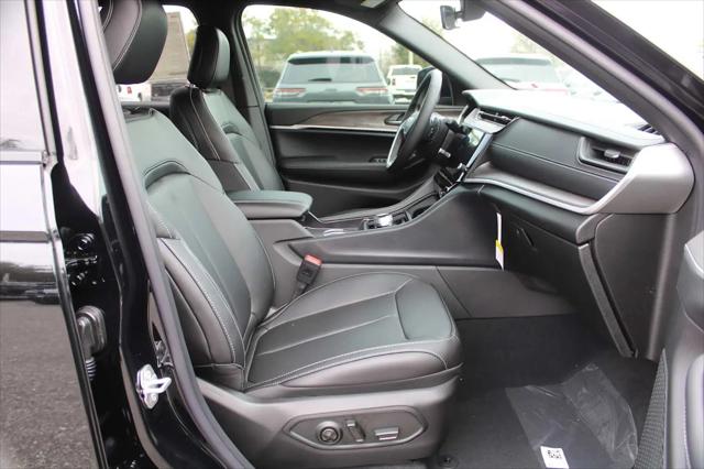 2026 Jeep Grand Cherokee Limited 4x2