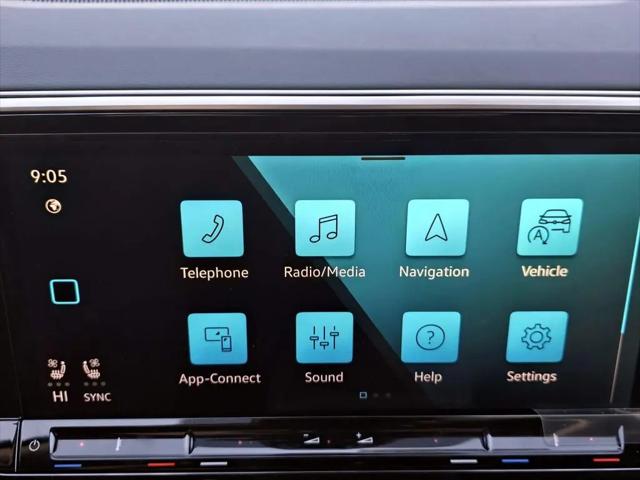 2026 Volkswagen Atlas SE with Technology