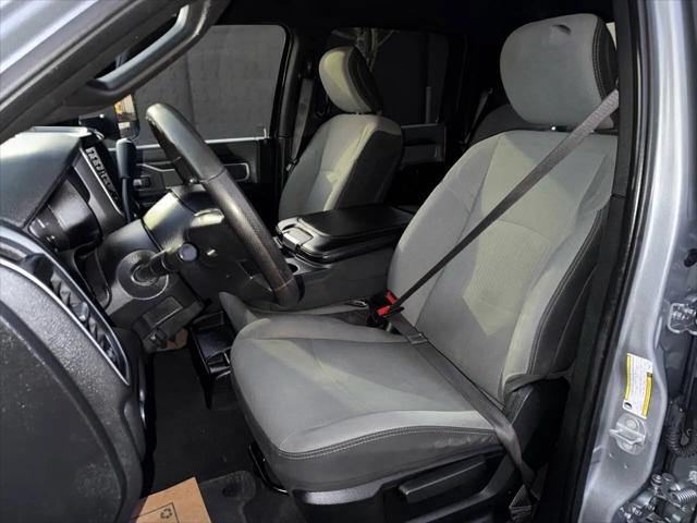 2021 Ram 3500 Big Horn Crew Cab 4x4 8' Box