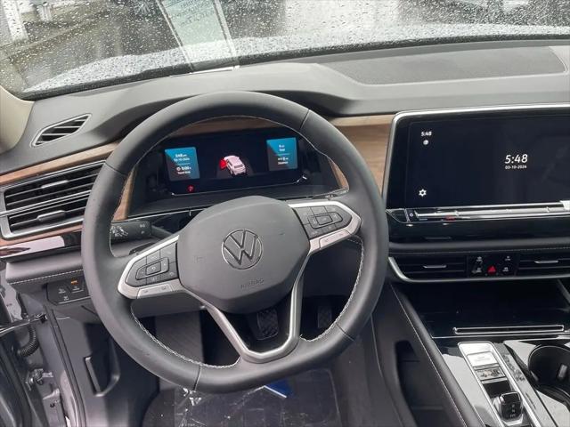 2026 Volkswagen Atlas SE with Technology