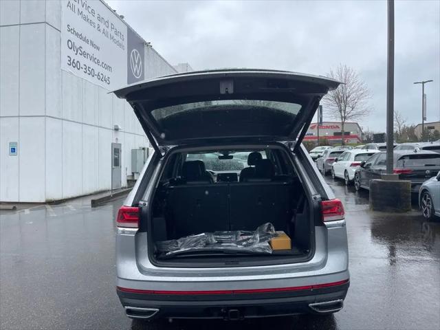 2026 Volkswagen Atlas SE with Technology