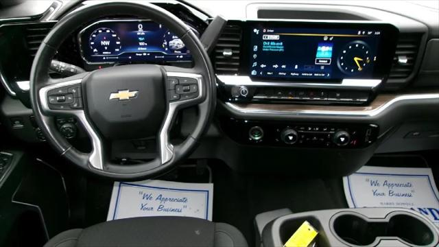 2024 Chevrolet Silverado 1500 2WD Crew Cab Standard Bed LT